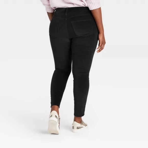 SOLD! - Picture 3 of 7